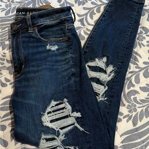 American Eagle Outfitters Women's Dark Blue Hi-Rise Ripped Skinny Jeans